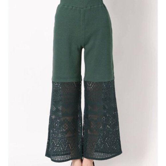 Relaxing Lace Patns - Picture 1 of 6